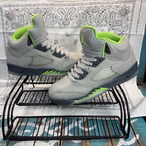 Nike Air Jordan 5 Retro Green Bean Sneakers DQ3734-003 Youth 7Y Women’s 8.5